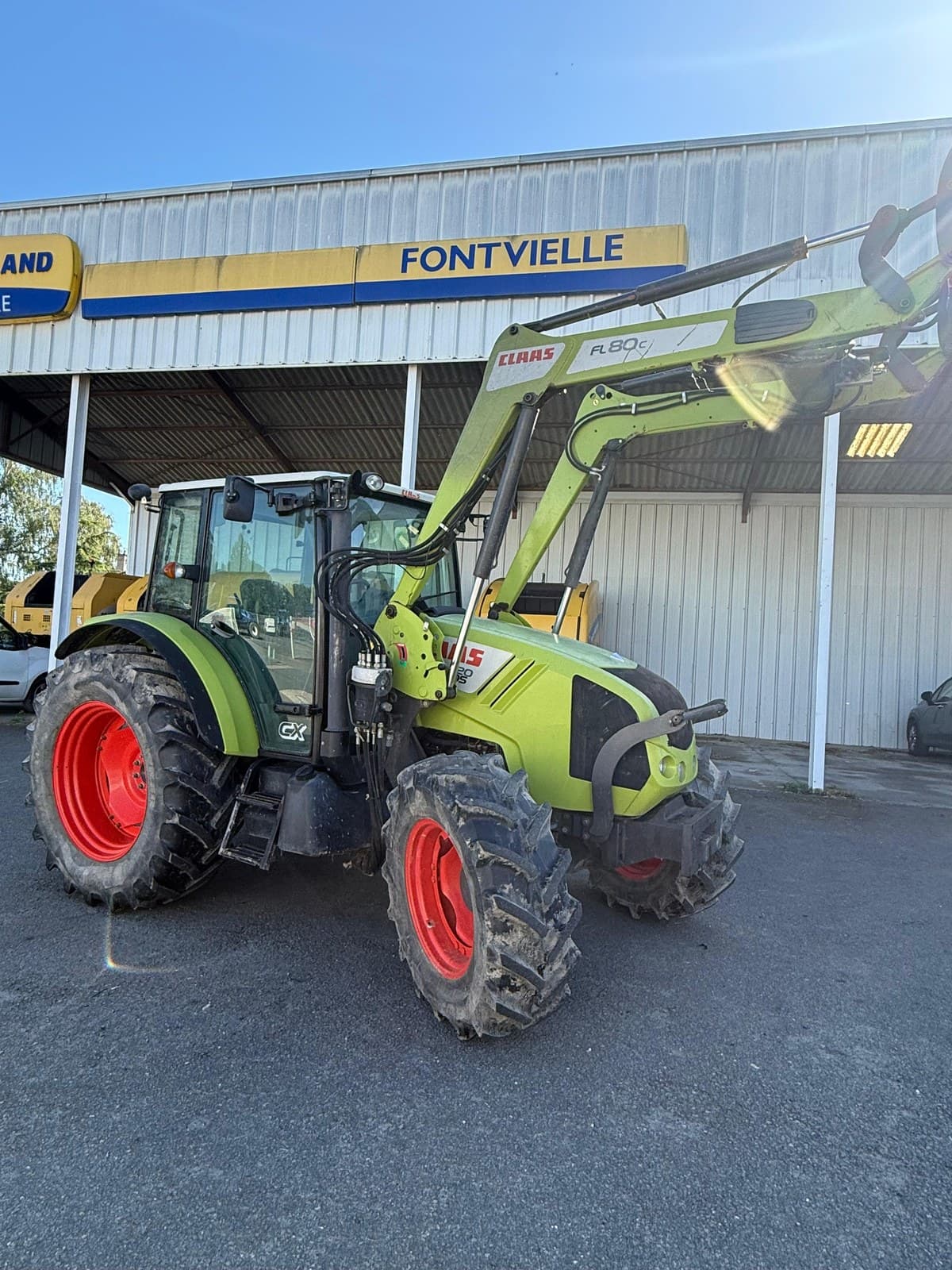 Claas Axos 320 CX