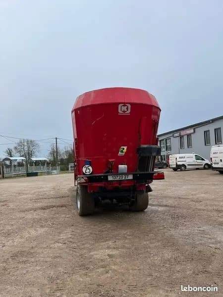 Vibroculteur / herse Kongskilde VM26 occasion 2018 – Eure (27), photo 6 sur 12
