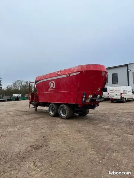 Vibroculteur / herse Kongskilde VM26 occasion 2018 – Eure (27), photo 4 sur 12