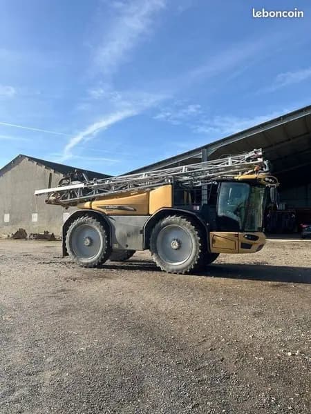 Pulvérisateur automoteur Challenger RG645D occasion 2017 – Eure (27), photo 3 sur 12