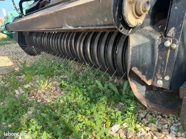 Presse à balles rondes New Holland Roll-belt 150 occasion 2018 – Eure (27), photo 6 sur 8