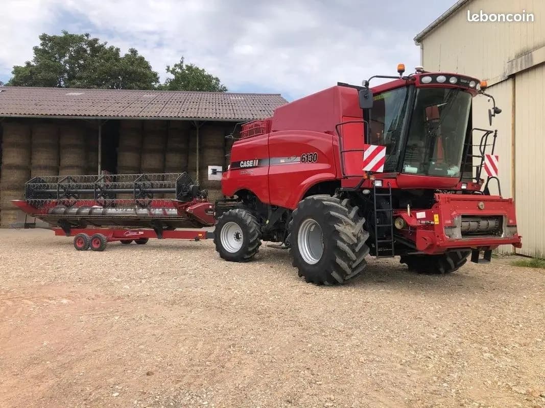 Moissonneuse-batteuse à rotor Case IH 6130 occasion 2011 – Eure (27), photo 1 sur 5