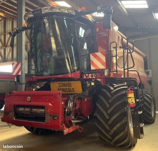 Moissonneuse-batteuse à rotor Case IH Axial flow 7150 occasion 2023 – Eure (27), photo 3 sur 5