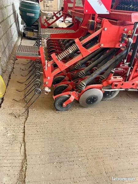 Combiné de semis Maschio DAMA 24 ROWS + Maschio DMR 3000 COMBI occasion 2022 – Eure (27), photo 5 sur 5