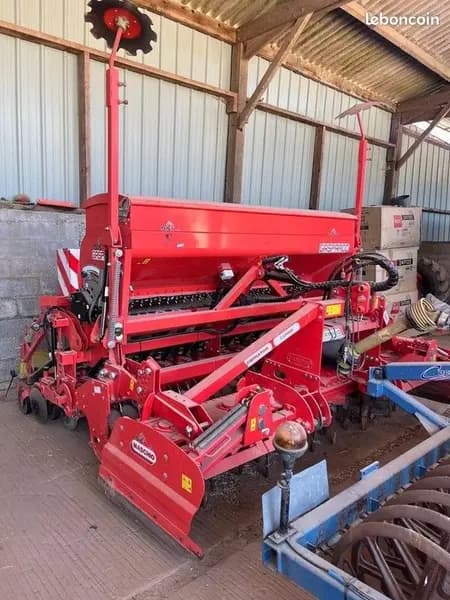 Combiné de semis Maschio DAMA 24 ROWS + Maschio DMR 3000 COMBI occasion 2022 – Eure (27)