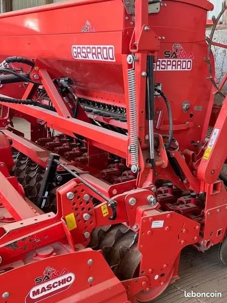 Combiné de semis Maschio DAMA 24 ROWS + Maschio DMR 3000 COMBI occasion 2022 – Eure (27), photo 3 sur 5