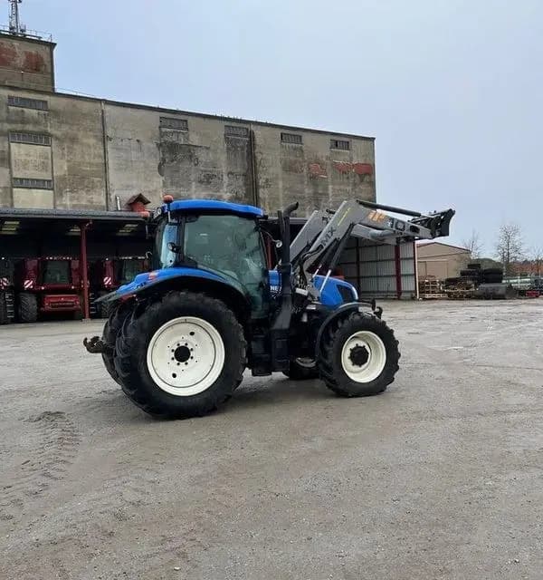 Tracteur agricole New Holland T6.165 occasion 2013 – Eure (27), photo 2 sur 5
