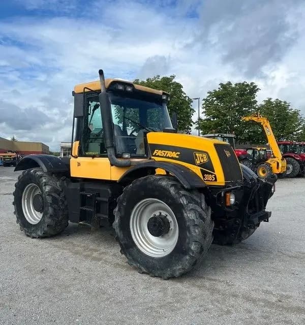 Tracteur agricole JCB 3185 occasion 2003 – Eure (27), photo 4 sur 5