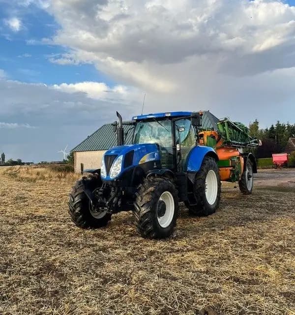 Tracteur agricole New Holland T6070 occasion 2010 – Eure (27), photo 5 sur 5